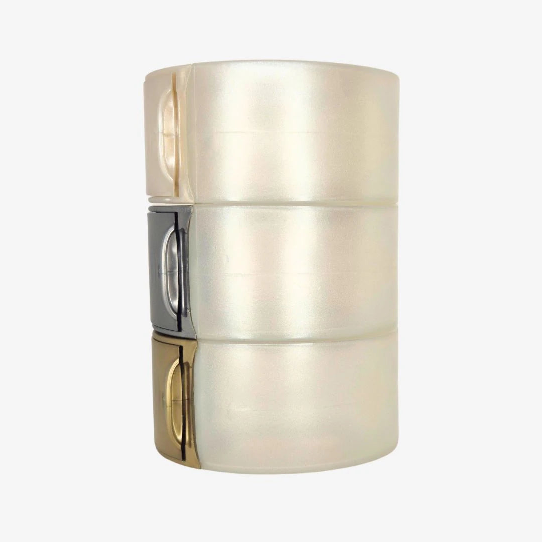 Bottler reseförpackning i 3-pack i färgen pärlvit med olika färger på korkarna från Borgert Design.
